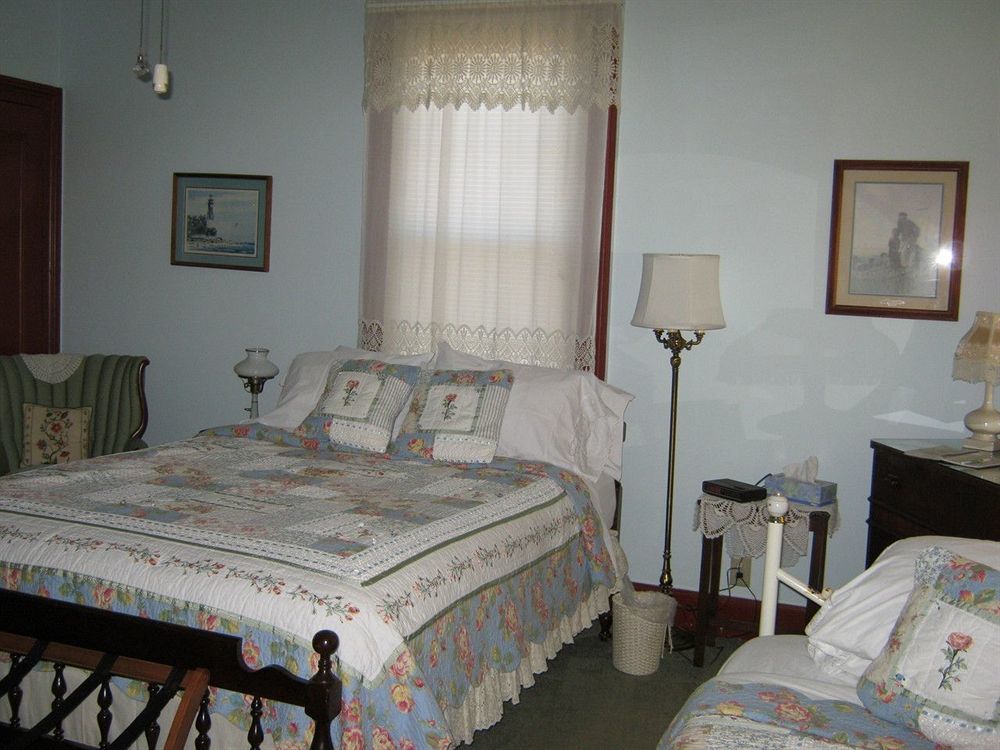 格林科夫斯普林斯 - 河流公园住宿加早餐旅馆 Green Cove Springs 外观 照片